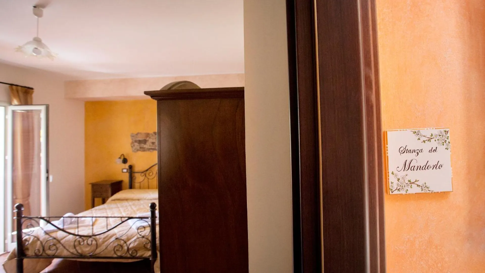 Sikania Suite Pozzallo 3*,  Italy